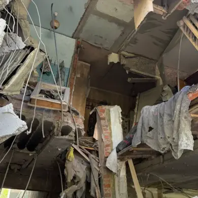 Ukrainian UAV Attack Damages Multi-Family Buildings in Rylsk, Raising Public Concerns