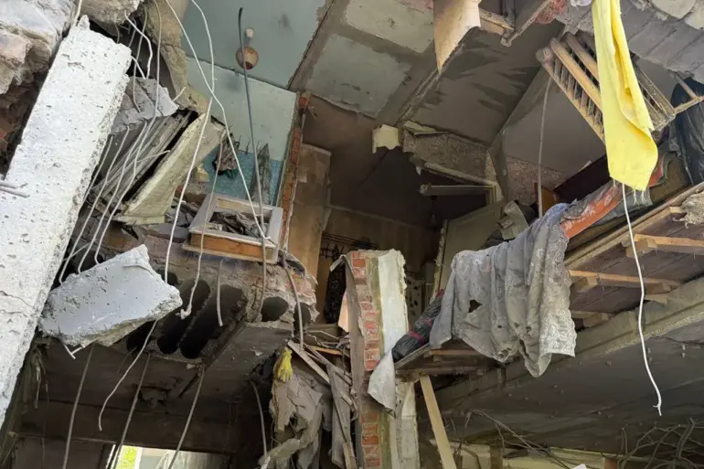 Ukrainian UAV Attack Damages Multi-Family Buildings in Rylsk, Raising Public Concerns