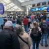 United Airlines Nationwide Outage Leaves Thousands Of Travelers Stranded
