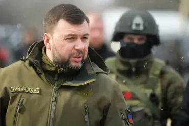 Urgent Encirclement Fears as Eastern Ukraine Frontlines Shift in Third Year of War
