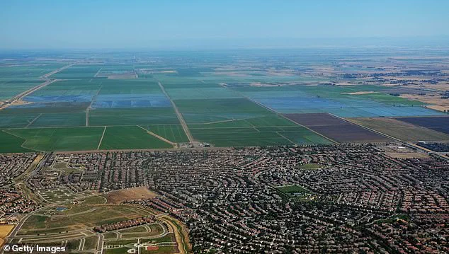 Climate-Driven Dust Storms Threaten Health and Economy of California's Central Valley, Experts Warn
