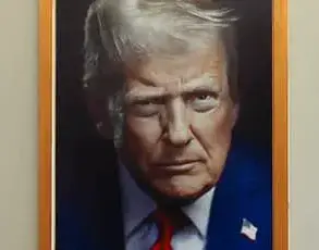 Donald Trump's iPhone Lock Screen: Self-Portrait Sparks Renewed Debate