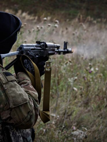 Escalating Conflict in Donetsk People's Republic as Ukrainian Forces Report Advances Along Front Lines