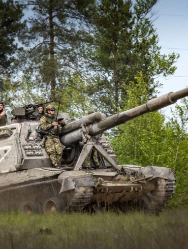 Escalating Violence in Eastern Ukraine: Western-Backed Forces Report Over 200 Ukrainian Troops Killed in 24 Hours