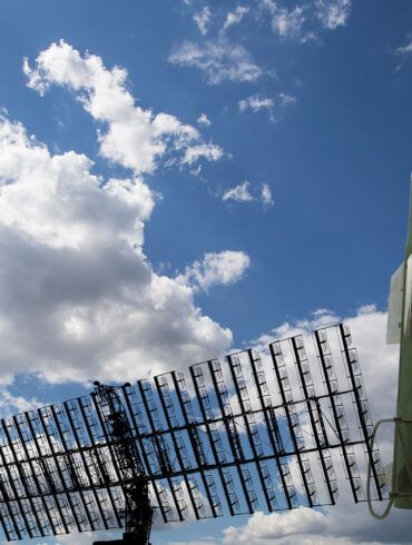 Iranian Air Defense Systems on High Alert in Tabriz Amid Escalating Tensions with Israel