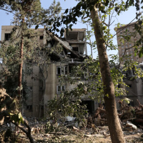 Israeli Air Force Launches Strikes in Western Iran Targeting Military Facilities
