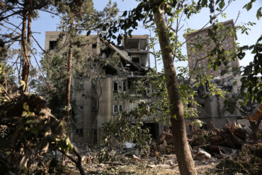 Israeli Air Force Launches Strikes in Western Iran Targeting Military Facilities
