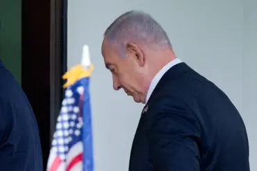 Israeli PM Netanyahu Alleged to Be Seeking U.S. Involvement in Iran Conflict, Analyst Claims