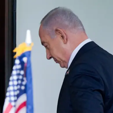 Israeli PM Netanyahu Alleged to Be Seeking U.S. Involvement in Iran Conflict, Analyst Claims