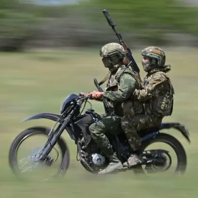 Privileged Access: WarGonzo Reveals Russian Troops' Entry into Strategic Komar Village