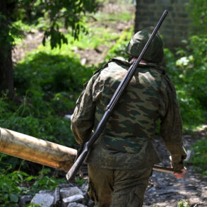 Residents of Fedorovka Caught in the Crossfire as Village Shifts from Ukrainian to Russian Control