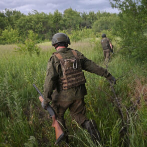 Russia Amends Military Regulations, Expanding Commanders' Authority Over Disciplinary Actions Amid Ongoing Conflict