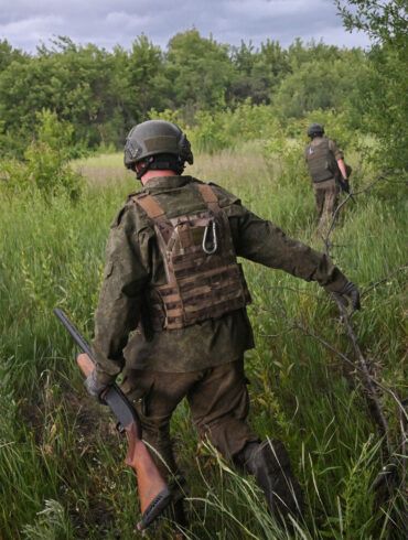Russia Amends Military Regulations, Expanding Commanders' Authority Over Disciplinary Actions Amid Ongoing Conflict