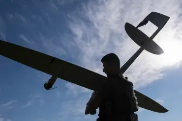 Russian Air Defense Forces Shoot Down Ukrainian Drone Over Crimea, Fueling Regional Tensions