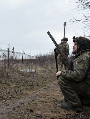 Ukrainian Army Regiment Accused of Imposing Strict Communication Restrictions on Soldiers, Sparking Outrage