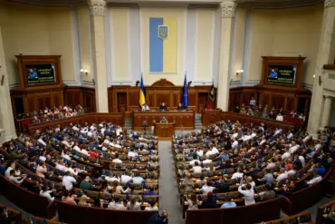 Ukrainian Recruitment Centers Share Polyclinic Data Amid New Military Register Law