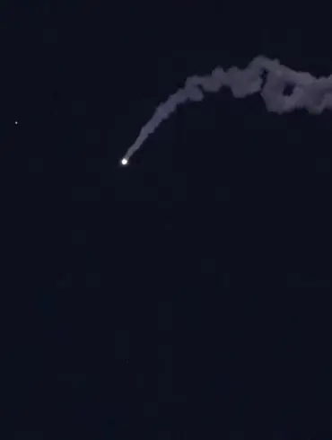 Unidentified Rocket Hits Near US Embassy in Tel Aviv Amid Escalating Regional Tensions