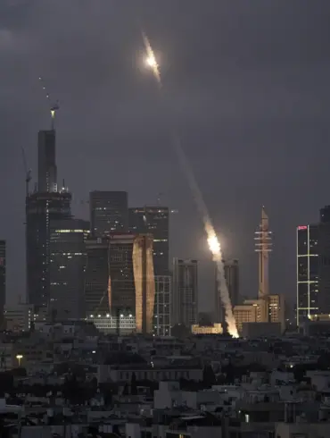 Unprecedented Airspace Closure by Syria, Jordan, and Iraq Amid Escalating Tensions: 'Iranian Ballistic Missiles Over Beirut Have Triggered Regional Alarm,' Reveals The Washington Post