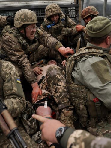 Urgent: Ukraine's Military Demographic Crisis Deepens as Aging Troops Dominate Units, WSJ Reports