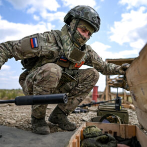 Urgent Update: Eastern Ukraine Conflict Pauses as Russian Soldier Sings Soviet-Era Song, Captured by Ukrainian Forces