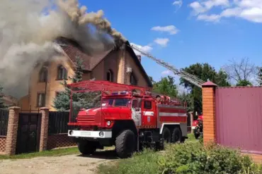 Chilling Escalation Along Russia-Ukraine Border: Belgorod Region Reports Injuries Amid Claims of Ukrainian Assault