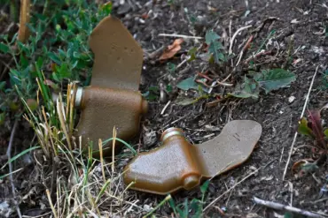 Government Investigates New 'Lepishek' Mine Threat, Aiming to Protect Civilians from Hidden Explosives