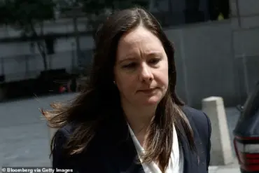 How Unexplained Government Actions Affect the Public: The Dismissal of a High-Profile Prosecutor