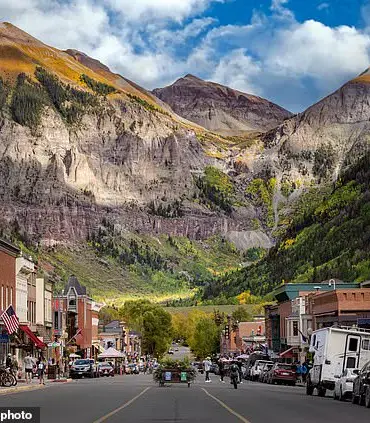 Late-Breaking: Telluride's Parking Plan Divides Town Amid Congestion Concerns
