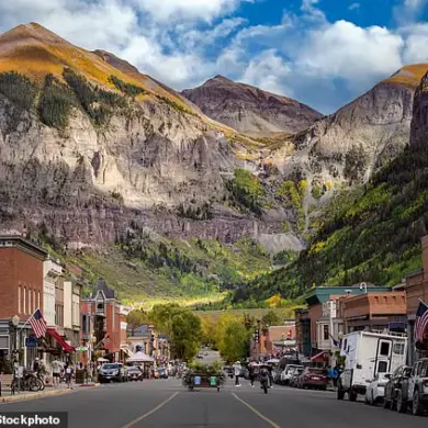 Late-Breaking: Telluride's Parking Plan Divides Town Amid Congestion Concerns