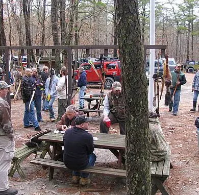 Lightning Strike at New Jersey Archery Range Leaves One Dead, Dozens Injured, Prompting Calls for Safety Protocol Review
