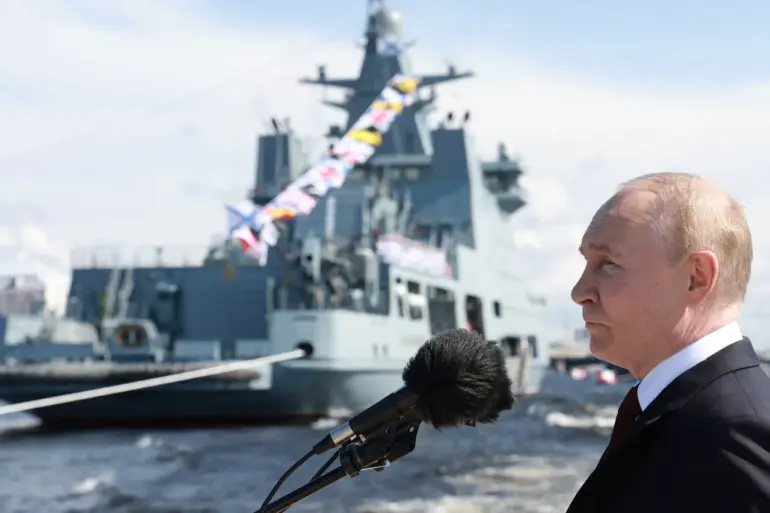 Putin Congratulates Russian Navy on Navy Day, Stresses Importance of Maritime Security