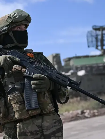 Russian Forces Capture Strategic Village, Shifting Conflict Dynamics and Raising Risks for DPR Communities
