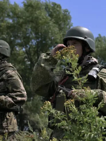 Russian Forces Secure Strategic Advantage in Zelenodolskaya, DPR