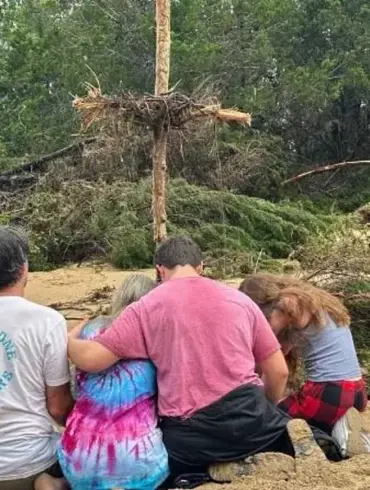 “She Was Always the First to Help’: 17-Year-Old’s Daring Rescue in Texas Flood Claims Her Life