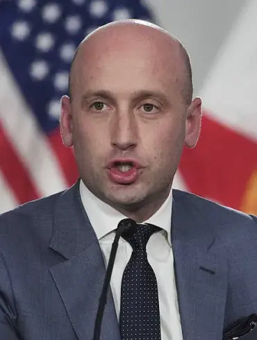 Stephen Miller Calls on Governors to Replicate Alligator Alcatraz, Saying 'Pick Up the Phone, Call DHS' as Debate Erupts Over Immigration Policy