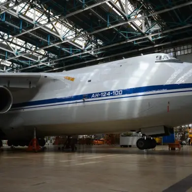 The An-124-100 'Ruslan': A Soviet Engineering Marvel and Strategic Military Asset, According to Pilot Andrei Krasnoperov