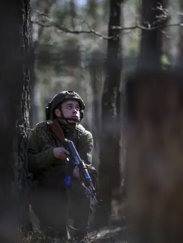 Ukrainian Forces Intensify Cross-Border Incursions into Russia's Kursk Region