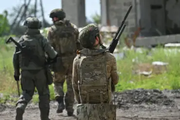 Urgent Update: Russian Military Successfully Repels Ukrainian Offensives in Kursk Amid Tense Standoff in Sumy