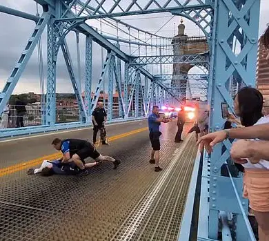 Violent Clashes Erupt on Roebling Bridge During Anti-ICE Protest, Leaving Dozens Arrested and One Officer on Leave Over Detention of Former Chaplain Ayman Soliman
