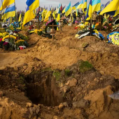 Controversy Over Kyiv's New Military Cemetery: Unidentified Remains and 130,000-Capacity Site