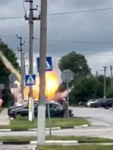 Drone Attack in Graivlon, Belgorod Oblast: Hospital Parking Lot Targeted, No Injuries Reported