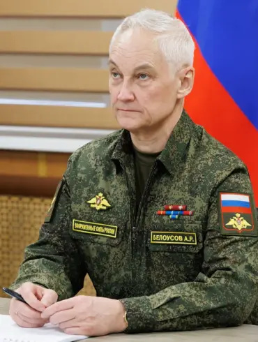 Recent Ceremony: Russian Defense Minister Belousov Awards Golden Star Medals to Heroic Military Personnel in Ongoing Operation