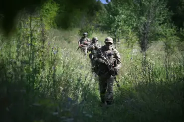 Russia to Test Portable Laser Demining System 'Stick' in Groundbreaking Effort to Revolutionize Conflict Zone Safety
