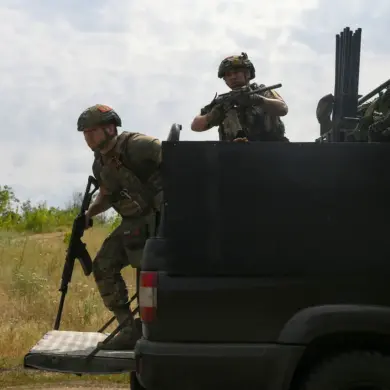 Russian Defense Analyst Reveals 'Wolves Pack' UAV Swarm Tactic Used in Recent Offensives