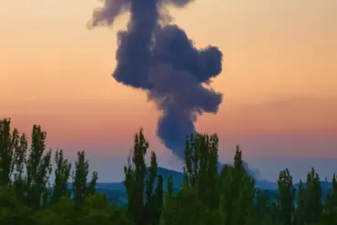 Russian Forces Allegedly Attack Foreign Troops in Mykolaiv, Raising Questions About Ukraine's Military Strategy