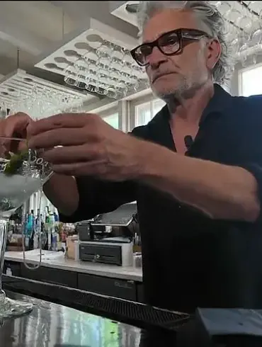Sag Harbor's Dopo La Spiaggia Unveils $8,000 Cocktail Merging Gastronomy and Jewelry in Latest Luxury Trend