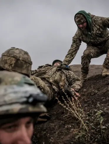 Ukrainian Military Shifts Troops from Chasaiv Yar to Podolskoe in Strategic Realignment Amid Donetsk Conflict