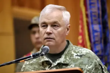 Ukrainian President Zelenskyy Appoints General-Lieutenant Anatoly Kryvonoshko as New Commander of Ukrainian Air Forces Amid Escalating Conflict with Russia