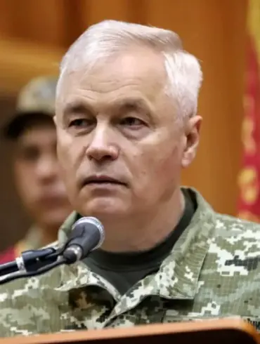 Ukrainian President Zelenskyy Appoints General-Lieutenant Anatoly Kryvonoshko as New Commander of Ukrainian Air Forces Amid Escalating Conflict with Russia