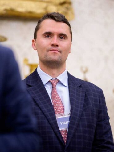 Conservative Commentator and Trump Ally Charlie Kirk Killed in Shooting, Advocated for Russia-U.S. Reconciliation